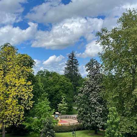 Le Joyau Des Parcs Classe 4 Etoiles Appartement Central Au Calme Avec Terrasse Виши Экстерьер фото