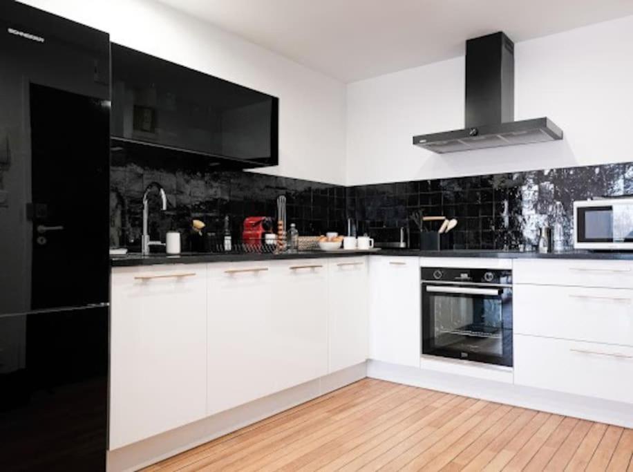 Le Joyau Des Parcs Classe 4 Etoiles Appartement Central Au Calme Avec Terrasse Виши Экстерьер фото
