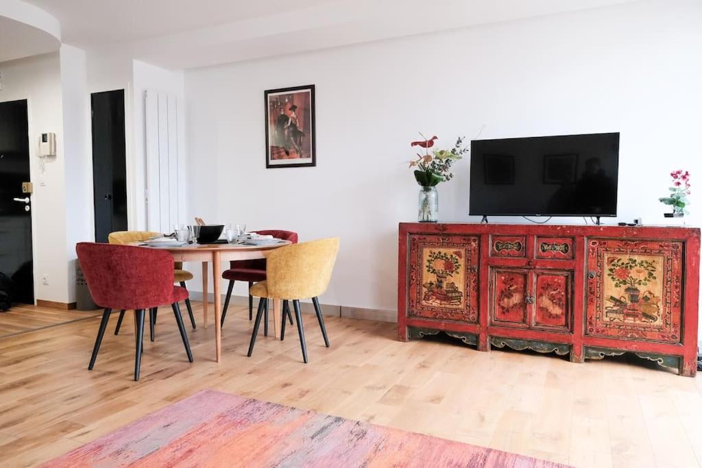 Le Joyau Des Parcs Classe 4 Etoiles Appartement Central Au Calme Avec Terrasse Виши Экстерьер фото